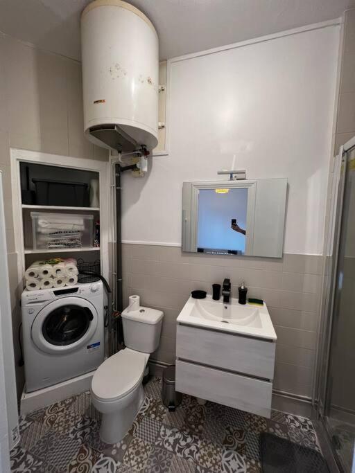 Appartement T2 Avec Terrasse Proche Cathedrale Bourges Eksteriør billede